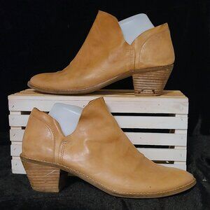 KELSI DAGGER Kenmare Ankle Booties, Size 9